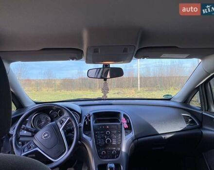 Серый Опель Астра, объемом двигателя 1.7 л и пробегом 250 тыс. км за 7100 $, фото 8 на Automoto.ua