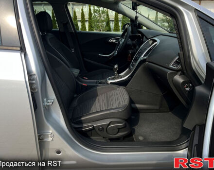 Серый Опель Астра, объемом двигателя 1.7 л и пробегом 0 тыс. км за 8800 $, фото 11 на Automoto.ua