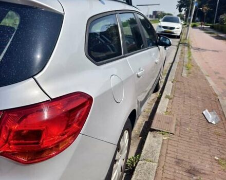 Серый Опель Астра, объемом двигателя 1.96 л и пробегом 307 тыс. км за 7300 $, фото 13 на Automoto.ua