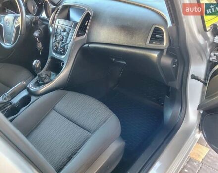 Опель Астра 2014 в Бориславе на Automoto.ua Серый Опель Астра, объемом двигателя 1.7 л и пробегом 238 тыс. км за 7300 $, фото 92 на Automoto.ua