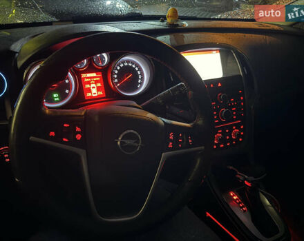 Серый Опель Астра, объемом двигателя 2 л и пробегом 262 тыс. км за 8950 $, фото 8 на Automoto.ua