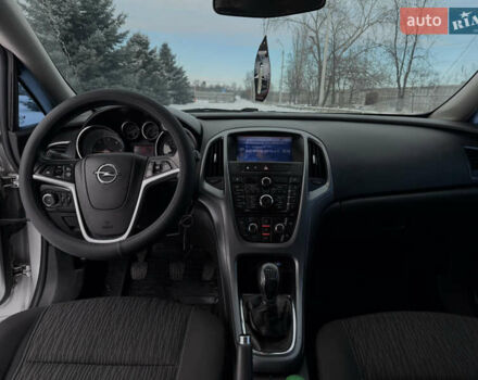 Серый Опель Астра, объемом двигателя 1.6 л и пробегом 147 тыс. км за 7800 $, фото 6 на Automoto.ua