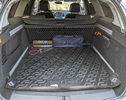 Серый Опель Астра, объемом двигателя 1.7 л и пробегом 170 тыс. км за 8900 $, фото 8 на Automoto.ua