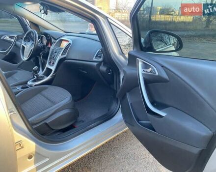 Серый Опель Астра, объемом двигателя 1.6 л и пробегом 300 тыс. км за 7700 $, фото 13 на Automoto.ua