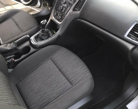 Сірий Опель Астра, об'ємом двигуна 0 л та пробігом 230 тис. км за 6499 $, фото 9 на Automoto.ua