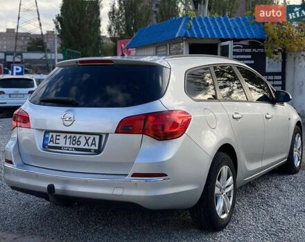 Опель Астра 2015 у Дніпро (Дніпропетровську) на Automoto.ua Сірий Опель Астра, об'ємом двигуна 1.6 л та пробігом 290 тис. км за 7999 $, фото 7 на Automoto.ua