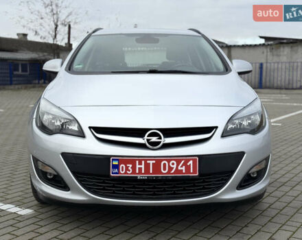 Серый Опель Астра, объемом двигателя 1.6 л и пробегом 242 тыс. км за 8800 $, фото 3 на Automoto.ua