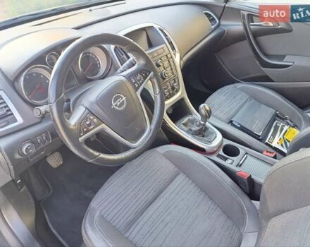 Серый Опель Астра, объемом двигателя 1.6 л и пробегом 240 тыс. км за 8650 $, фото 13 на Automoto.ua