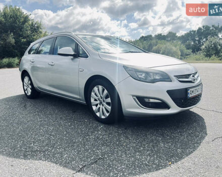 Опель Астра 2015 в Бердичеве на Automoto.ua Серый Опель Астра, объемом двигателя 1.6 л и пробегом 295 тыс. км за 8100 $, фото 5 на Automoto.ua
