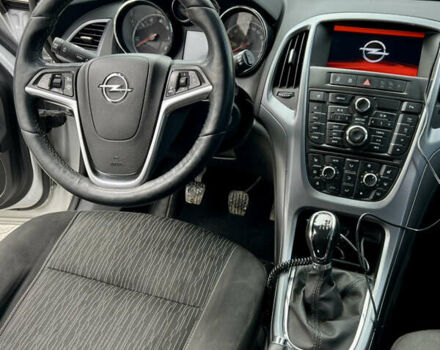 Серый Опель Астра, объемом двигателя 1.6 л и пробегом 231 тыс. км за 7900 $, фото 10 на Automoto.ua