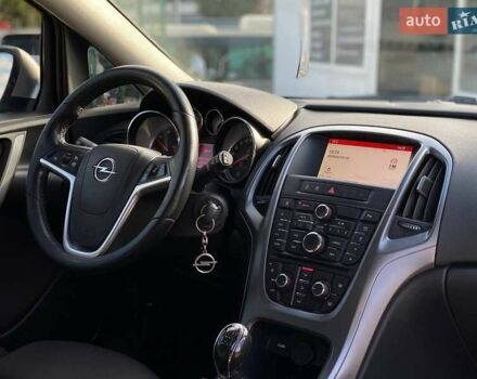 Опель Астра 2015 у Дніпро (Дніпропетровську) на Automoto.ua Сірий Опель Астра, об'ємом двигуна 1.6 л та пробігом 290 тис. км за 7999 $, фото 16 на Automoto.ua