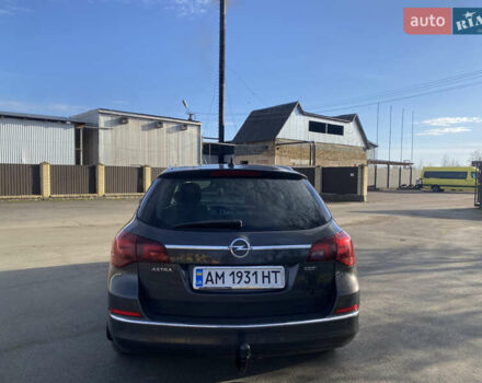 Серый Опель Астра, объемом двигателя 1.6 л и пробегом 165 тыс. км за 7700 $, фото 4 на Automoto.ua