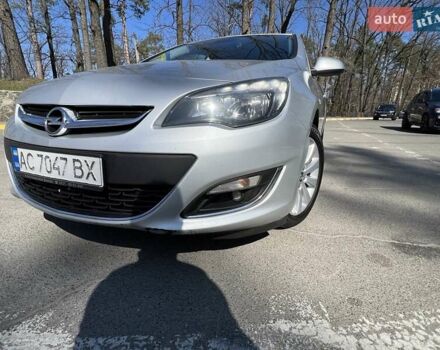 Серый Опель Астра, объемом двигателя 1.6 л и пробегом 265 тыс. км за 8800 $, фото 5 на Automoto.ua