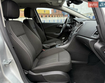 Сірий Опель Астра, об'ємом двигуна 1.6 л та пробігом 242 тис. км за 8550 $, фото 43 на Automoto.ua