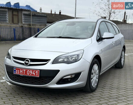 Серый Опель Астра, объемом двигателя 1.6 л и пробегом 242 тыс. км за 8800 $, фото 5 на Automoto.ua