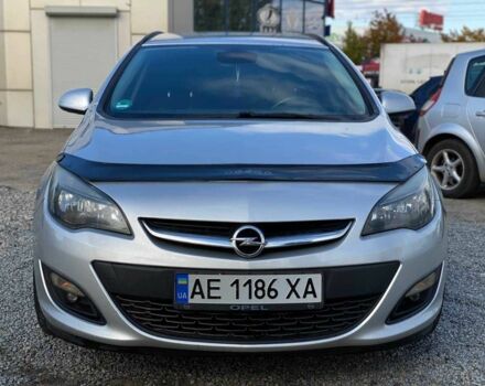 Опель Астра 2015 у Дніпро (Дніпропетровську) на Automoto.ua Сірий Опель Астра, об'ємом двигуна 1.6 л та пробігом 290 тис. км за 7999 $, фото 5 на Automoto.ua