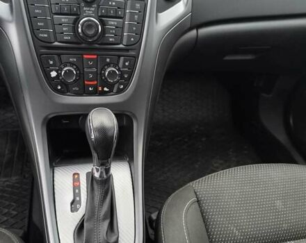 Серый Опель Астра, объемом двигателя 1.96 л и пробегом 276 тыс. км за 10000 $, фото 12 на Automoto.ua