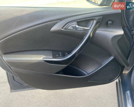 Серый Опель Астра, объемом двигателя 1.6 л и пробегом 165 тыс. км за 7700 $, фото 9 на Automoto.ua