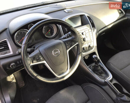 Серый Опель Астра, объемом двигателя 1.6 л и пробегом 199 тыс. км за 8255 $, фото 8 на Automoto.ua