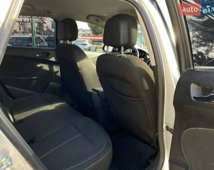 Опель Астра 2015 у Дніпро (Дніпропетровську) на Automoto.ua Сірий Опель Астра, об'ємом двигуна 1.6 л та пробігом 290 тис. км за 7999 $, фото 14 на Automoto.ua