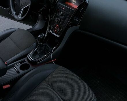 Серый Опель Астра, объемом двигателя 1.6 л и пробегом 230 тыс. км за 7600 $, фото 4 на Automoto.ua