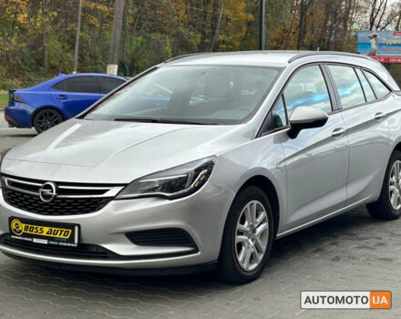 Серый Опель Астра, объемом двигателя 1.6 л и пробегом 206 тыс. км за 11500 $, фото 2 на Automoto.ua