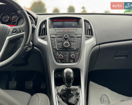 Серый Опель Астра, объемом двигателя 0 л и пробегом 192 тыс. км за 8350 $, фото 18 на Automoto.ua