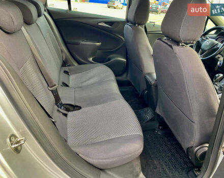 Серый Опель Астра, объемом двигателя 1.6 л и пробегом 188 тыс. км за 10200 $, фото 7 на Automoto.ua