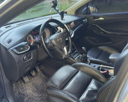 Сірий Опель Астра, об'ємом двигуна 1.6 л та пробігом 244 тис. км за 10000 $, фото 6 на Automoto.ua