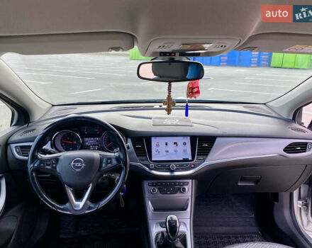 Серый Опель Астра, объемом двигателя 1.6 л и пробегом 188 тыс. км за 10200 $, фото 6 на Automoto.ua