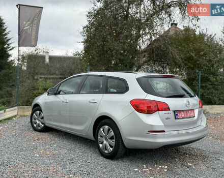 Серый Опель Астра, объемом двигателя 0 л и пробегом 192 тыс. км за 8350 $, фото 1 на Automoto.ua