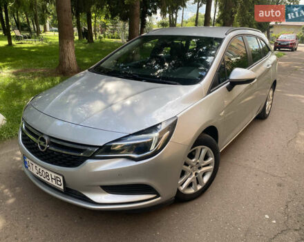 Серый Опель Астра, объемом двигателя 1.6 л и пробегом 205 тыс. км за 9300 $, фото 1 на Automoto.ua