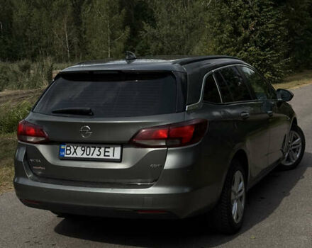 Серый Опель Астра, объемом двигателя 1.6 л и пробегом 272 тыс. км за 9600 $, фото 3 на Automoto.ua