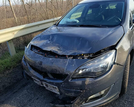 Серый Опель Астра, объемом двигателя 1.6 л и пробегом 214 тыс. км за 8200 $, фото 1 на Automoto.ua