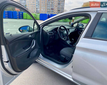 Серый Опель Астра, объемом двигателя 1.6 л и пробегом 188 тыс. км за 10200 $, фото 5 на Automoto.ua