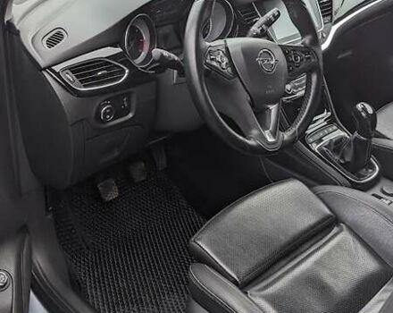 Серый Опель Астра, объемом двигателя 1.6 л и пробегом 191 тыс. км за 9800 $, фото 15 на Automoto.ua