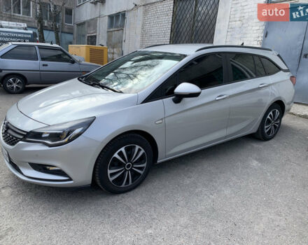 Сірий Опель Астра, об'ємом двигуна 1.6 л та пробігом 207 тис. км за 10000 $, фото 3 на Automoto.ua
