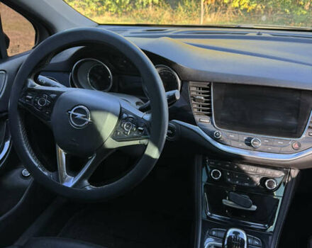 Серый Опель Астра, объемом двигателя 1.6 л и пробегом 257 тыс. км за 10700 $, фото 7 на Automoto.ua