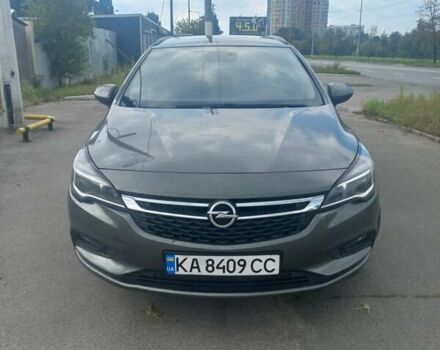 Серый Опель Астра, объемом двигателя 1.6 л и пробегом 343 тыс. км за 8000 $, фото 3 на Automoto.ua