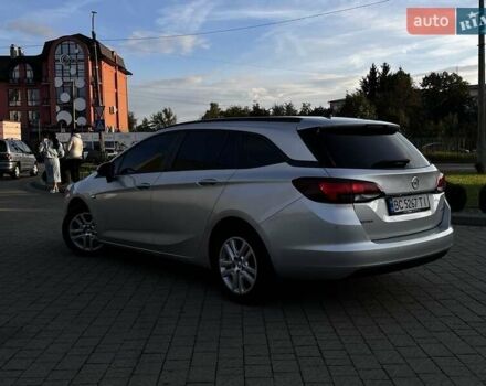 Опель Астра 2017 в Дрогобыче на Automoto.ua Серый Опель Астра, объемом двигателя 1.6 л и пробегом 191 тыс. км за 9899 $, фото 1 на Automoto.ua