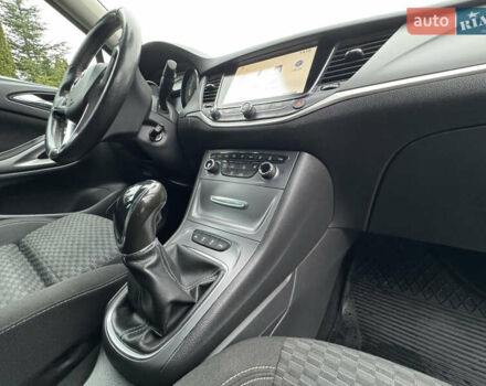 Серый Опель Астра, объемом двигателя 1.6 л и пробегом 215 тыс. км за 10500 $, фото 24 на Automoto.ua