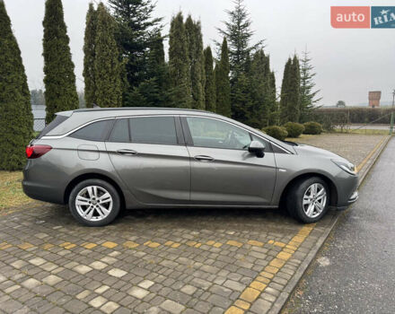 Серый Опель Астра, объемом двигателя 1.6 л и пробегом 215 тыс. км за 10500 $, фото 3 на Automoto.ua