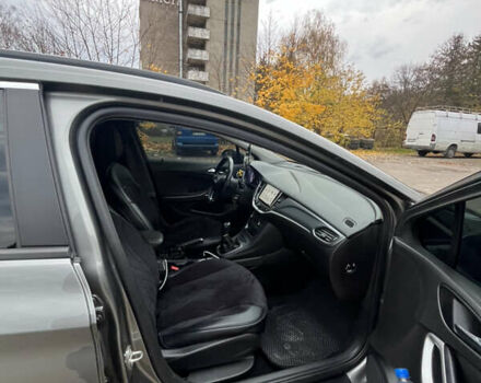 Серый Опель Астра, объемом двигателя 1.6 л и пробегом 198 тыс. км за 10700 $, фото 13 на Automoto.ua