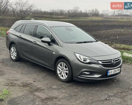 Сірий Опель Астра, об'ємом двигуна 1.6 л та пробігом 260 тис. км за 10000 $, фото 3 на Automoto.ua