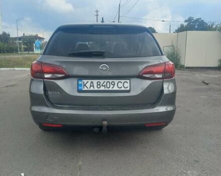 Серый Опель Астра, объемом двигателя 1.6 л и пробегом 343 тыс. км за 8000 $, фото 1 на Automoto.ua
