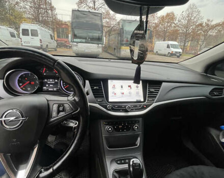 Серый Опель Астра, объемом двигателя 1.6 л и пробегом 198 тыс. км за 10700 $, фото 9 на Automoto.ua