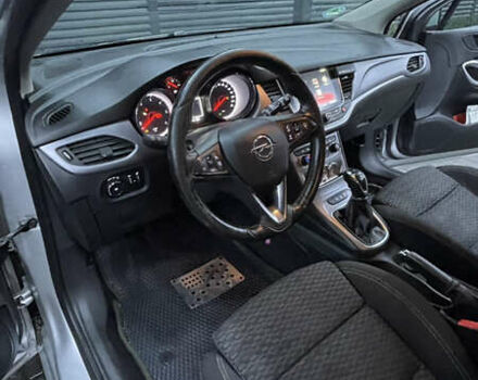 Серый Опель Астра, объемом двигателя 1.6 л и пробегом 185 тыс. км за 10800 $, фото 13 на Automoto.ua