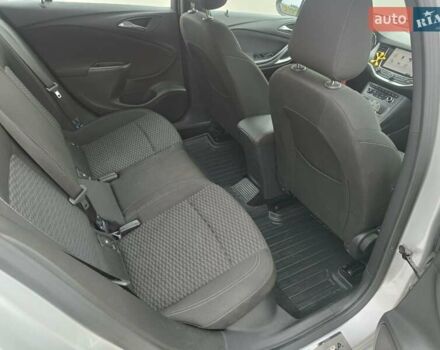 Серый Опель Астра, объемом двигателя 1.6 л и пробегом 265 тыс. км за 10200 $, фото 12 на Automoto.ua