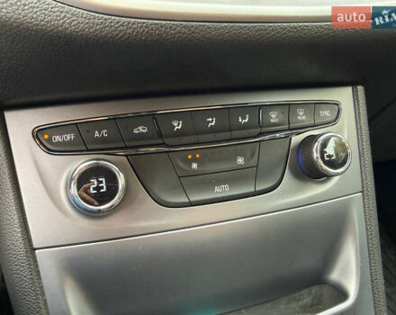 Серый Опель Астра, объемом двигателя 1.6 л и пробегом 201 тыс. км за 10999 $, фото 35 на Automoto.ua