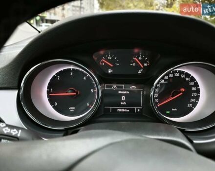 Серый Опель Астра, объемом двигателя 1.6 л и пробегом 258 тыс. км за 11200 $, фото 6 на Automoto.ua